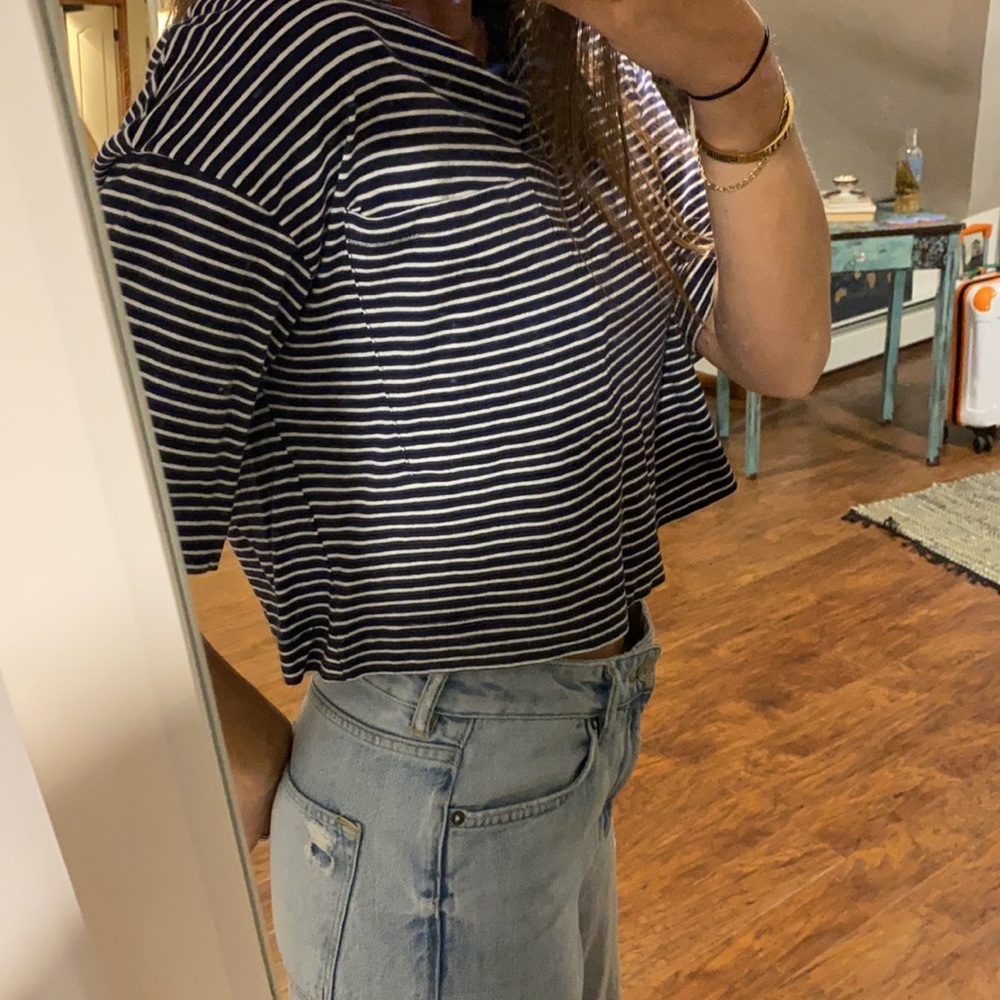 Zara cropped Tee - Picture 3 of 3